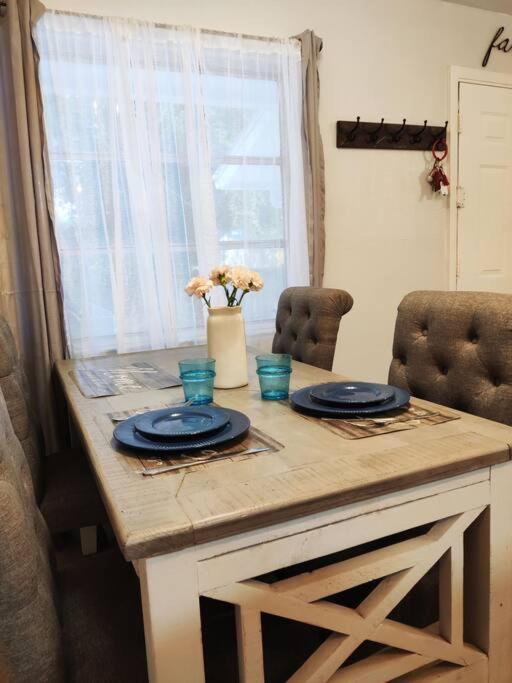 Venice Beach Within 5 Min Drive, Near The Tennis Courts And Park, Sleeps 5 โนโคมิส ภายนอก รูปภาพ